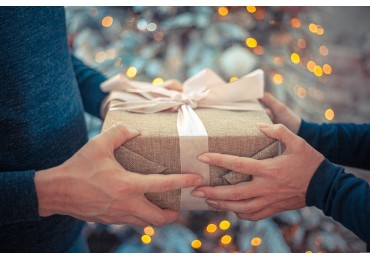 Praktyczność kontra magia świąt: czy kołdra to dobry prezent pod choinkę?